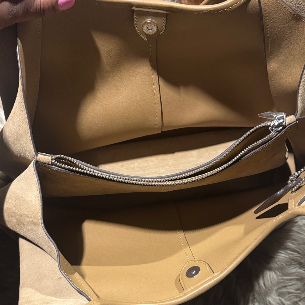 Large Coach Lana Suede Light brown - Picture 5 of 7